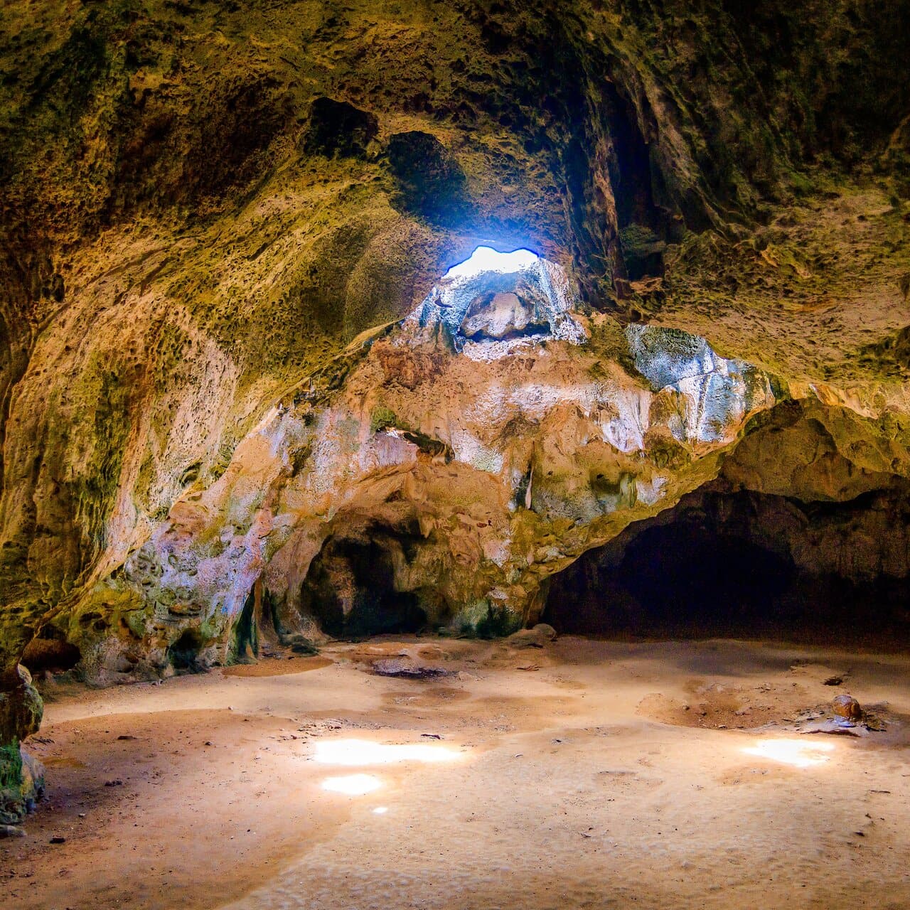 Luz natural no interior da caverna Quadirikiri