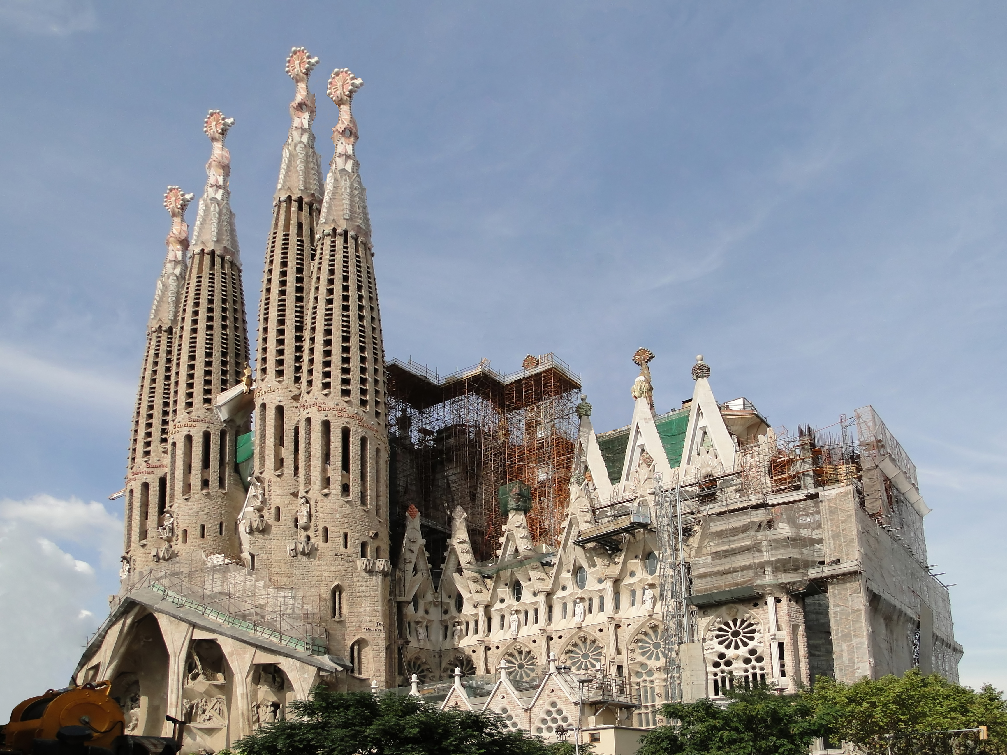 Fachada da Sagrada Familia em Barcelona