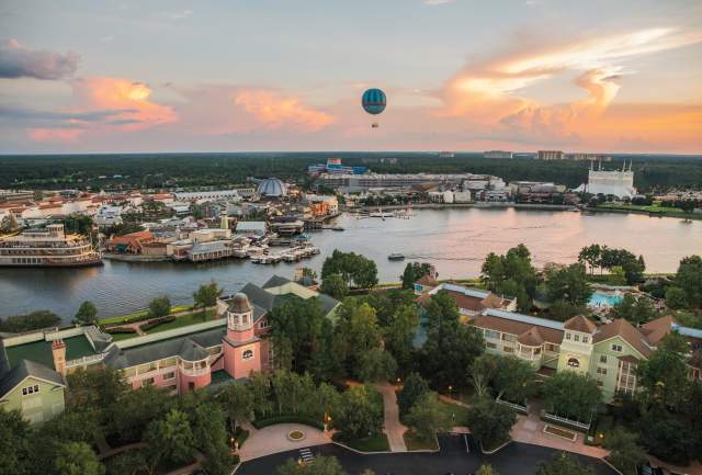Vista aérea de Disney Springs em Orlando